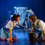 Foto Rakvere Teatri lavastusest "Sirli, Siim ja saladused", fotograaf Kalev Lilleorg