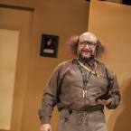 Foto Rakvere Teatri lavastusest "Ettevaatust, õnn!", foto Alana Proosa