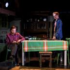 Foto Rakvere Teatri lavastusest "Lahkumine", fotograaf Kalev Lilleorg