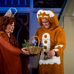 Foto Rakvere Teatri lavastusest "Piparkoogimehike", fotograaf Kalev Lilleorg