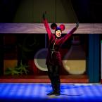 Foto Rakvere Teatri lavastusest "Piparkoogimehike", fotograaf Kalev Lilleorg