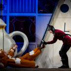 Foto Rakvere Teatri lavastusest "Piparkoogimehike", fotograaf Kalev Lilleorg