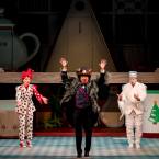 Foto Rakvere Teatri lavastusest "Piparkoogimehike", fotograaf Kalev Lilleorg