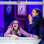 Foto Rakvere Teatri lavastusest "Kõik on jokk, proua minister", fotograaf Kalev Lilleorg