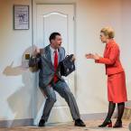 Foto Rakvere Teatri lavastusest "Kõik on jokk, proua minister", fotograaf Kalev Lilleorg