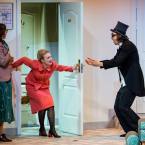 Foto Rakvere Teatri lavastusest "Kõik on jokk, proua minister", fotograaf Kalev Lilleorg