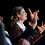 Foto Rakvere Teatri lavastusest "Pimekaader", fotograaf Kalev Lilleorg